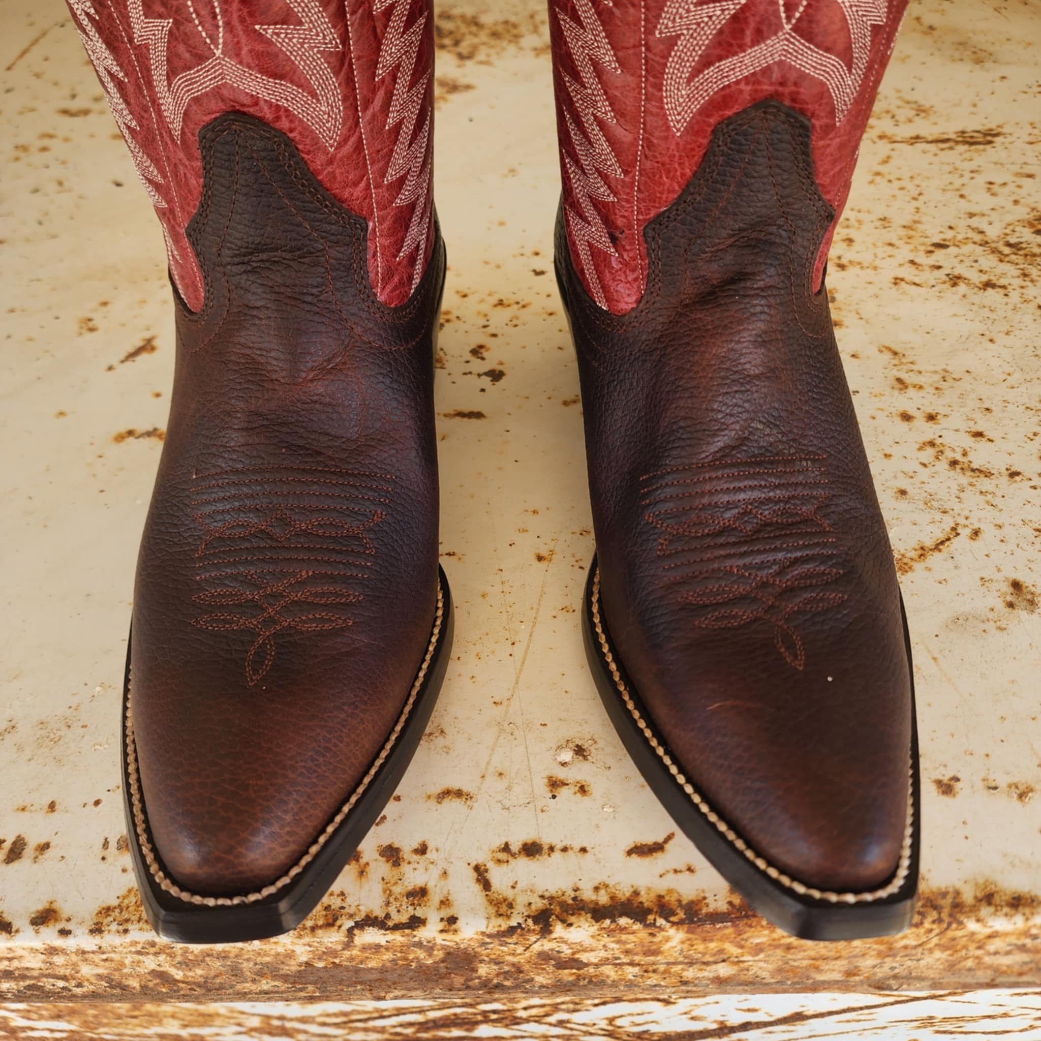Hondo Picosa Creek Exclusive Brown Oil Tan w/Red Valcano - The Reese 2.0 Boot